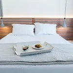 Wabi Luxury & Maisonettes Holiday home