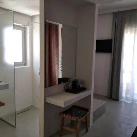 Wabi Luxury & Maisonettes Holiday home