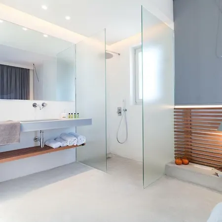 Wabi Luxury & Maisonettes Holiday home