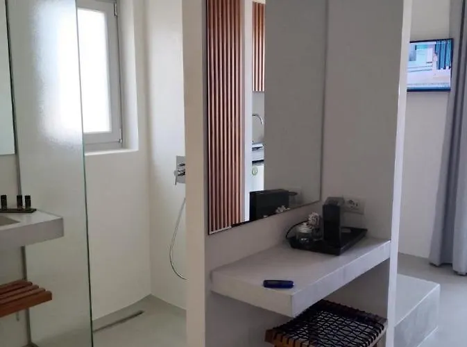 Wabi Luxury & Maisonettes